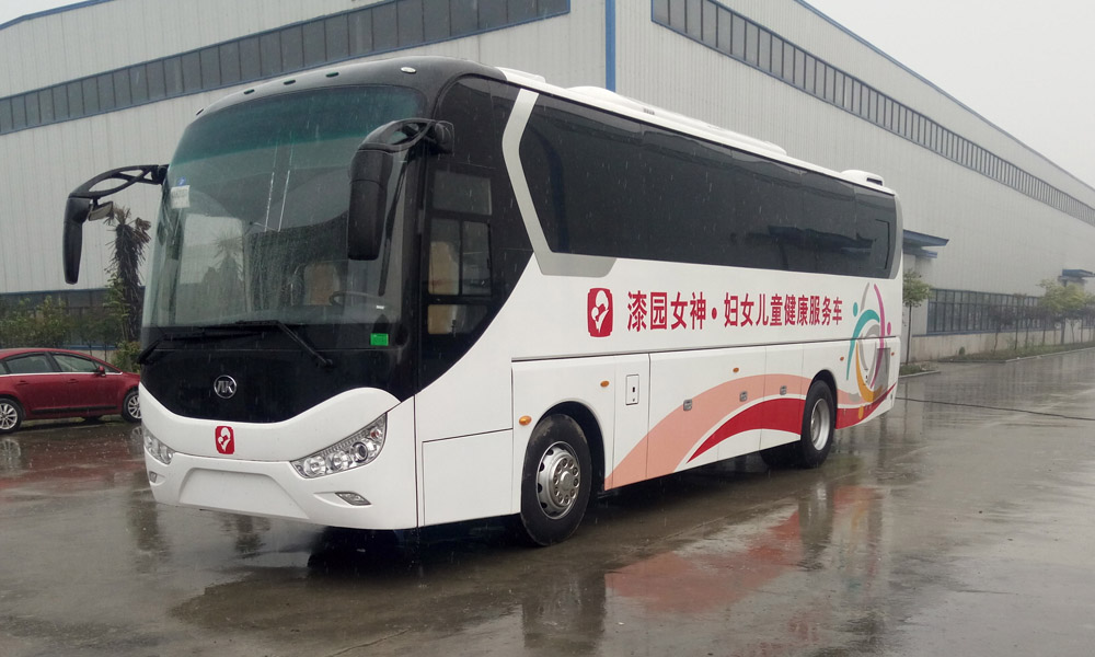 10.5米体检车